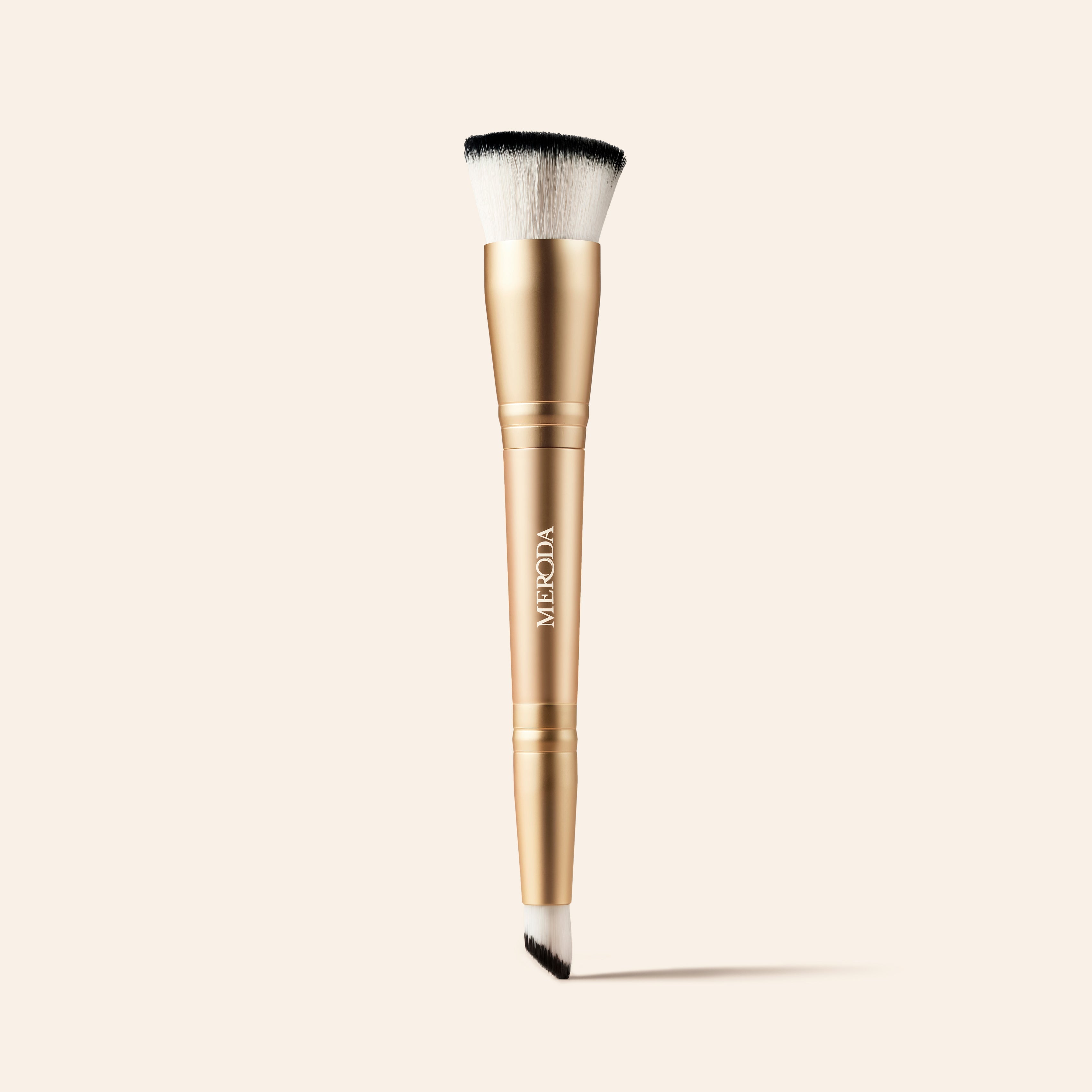 Meroda Cosmetics 2-in-1 Build & Conceal Brush with dual-ended synthetic fibers for blending foundation and concealer